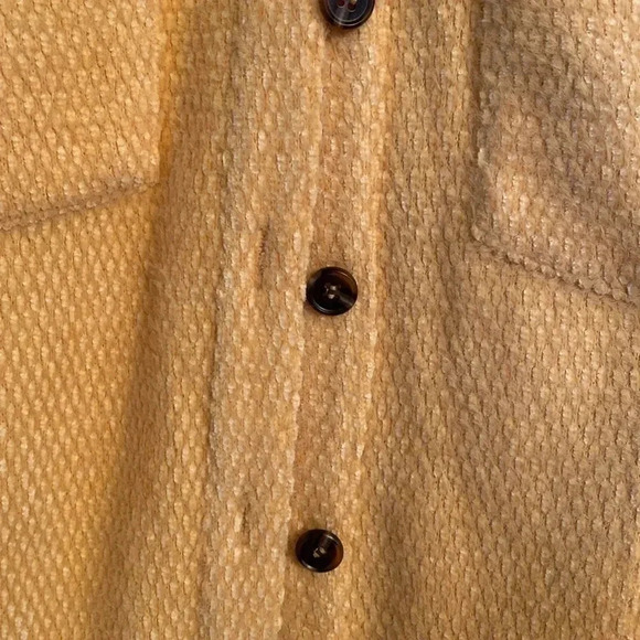 Skies are blue yellow shaker size small - Picture 5 of 8